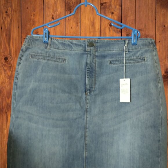 J. Jill Women's Plus Size 20W Denim Blue Smooth Fit Pencil Skirt Stretch  New - Picture 2 of 6